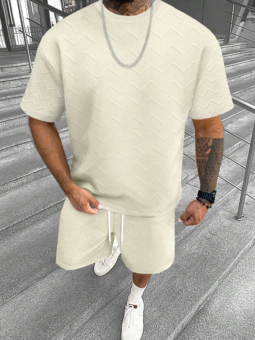 Men's short sleeve shorts suit in polyester fabric with printed pattern sports leisure design
