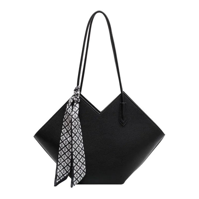 Women's fashion shoulder bag in beige, showing 43cm width, sandwich pocket, and 30cm handle height