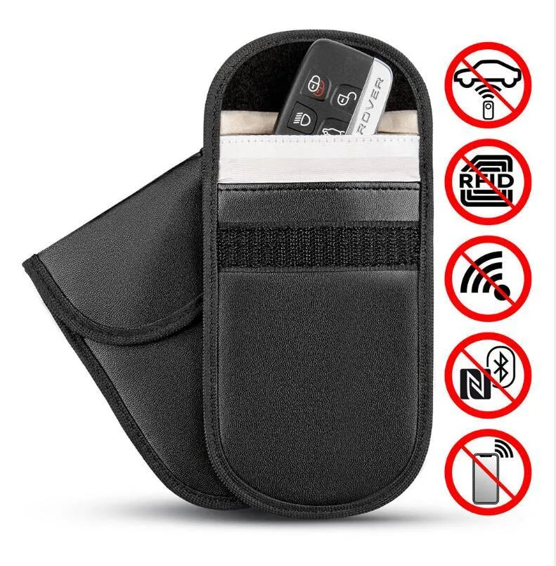 Black Faraday cage key signal blocker case measuring 13.5x9.5cm with microfiber construction and complete electromagnetic shielding