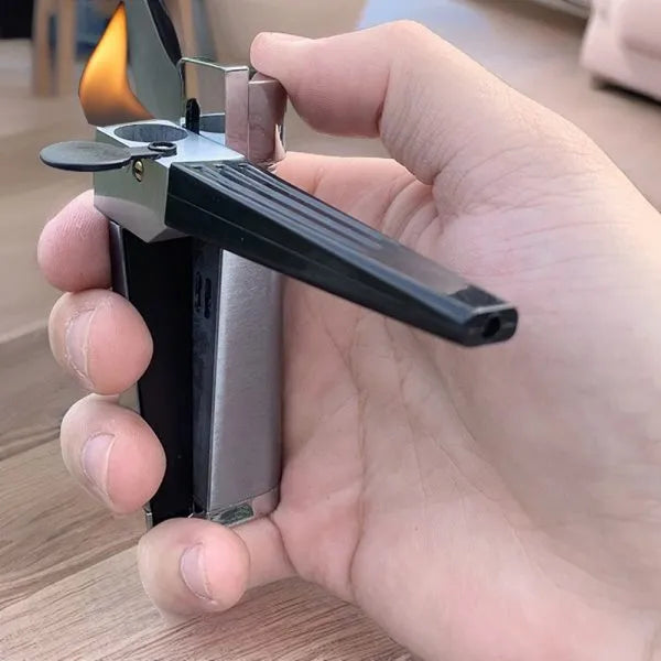 Pipe lighter with zinc alloy body, integrated stash compartment, and metal flap cover, measuring 9.2cm in length