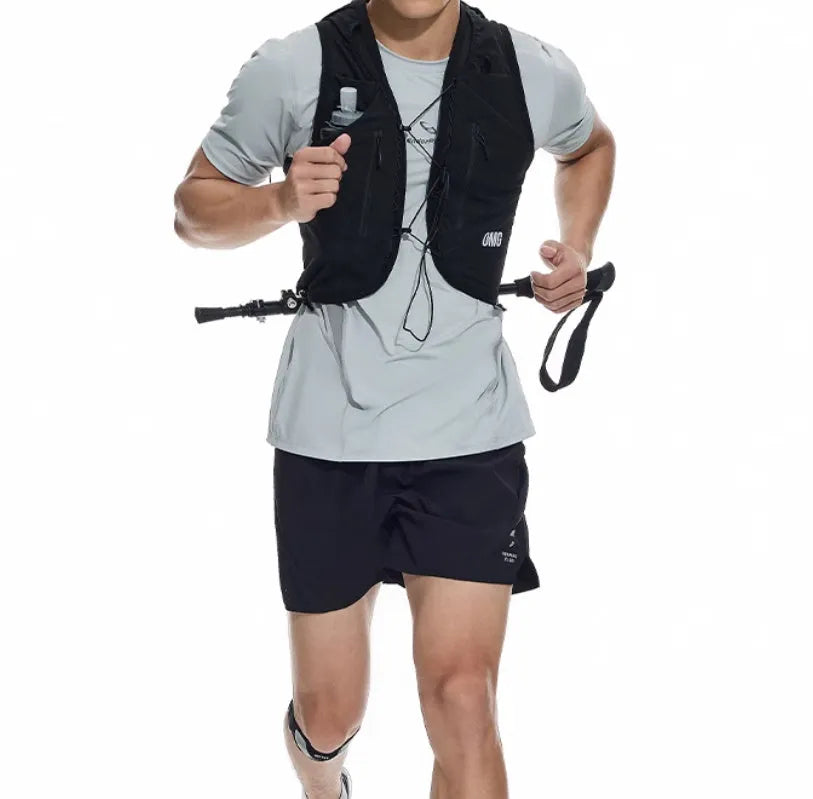 Running shorts in Mysterious Black with laser punching stitching and four-sided stretch fabric, sizes 2XL to XL.