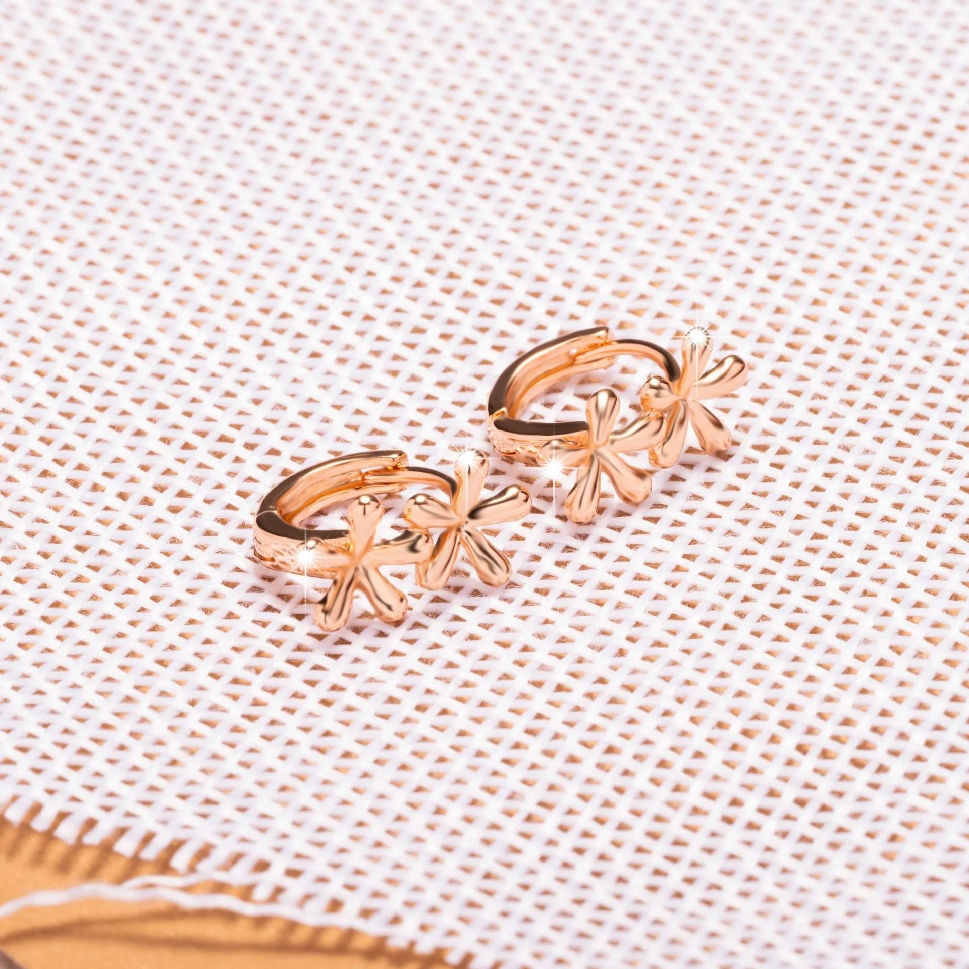 Rose gold electroplated circular waterdrop flower earrings with fresh sweet styling