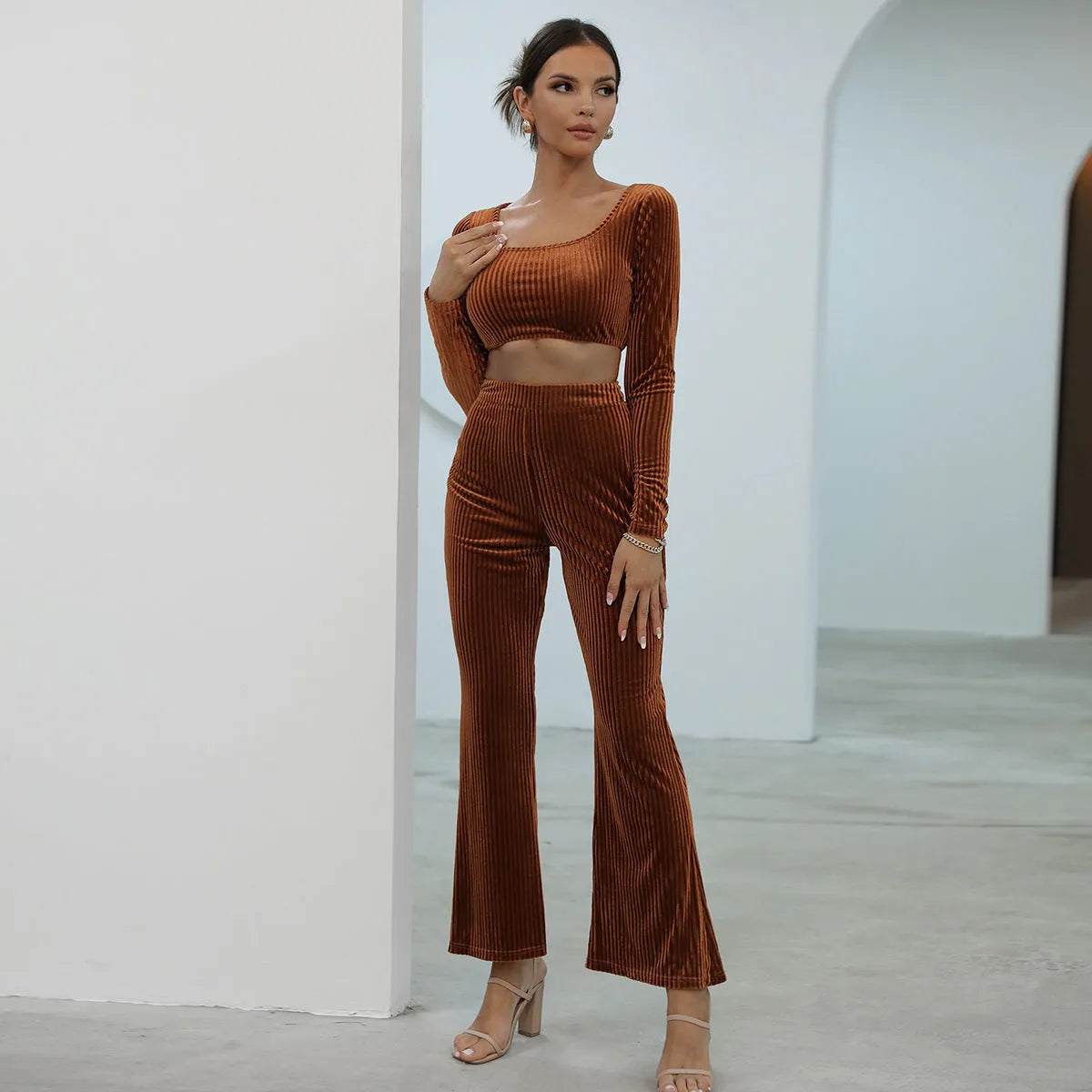 Long sleeve caramel sweater set with top and trousers, spandex blend fabric, sizes S to XXXL
