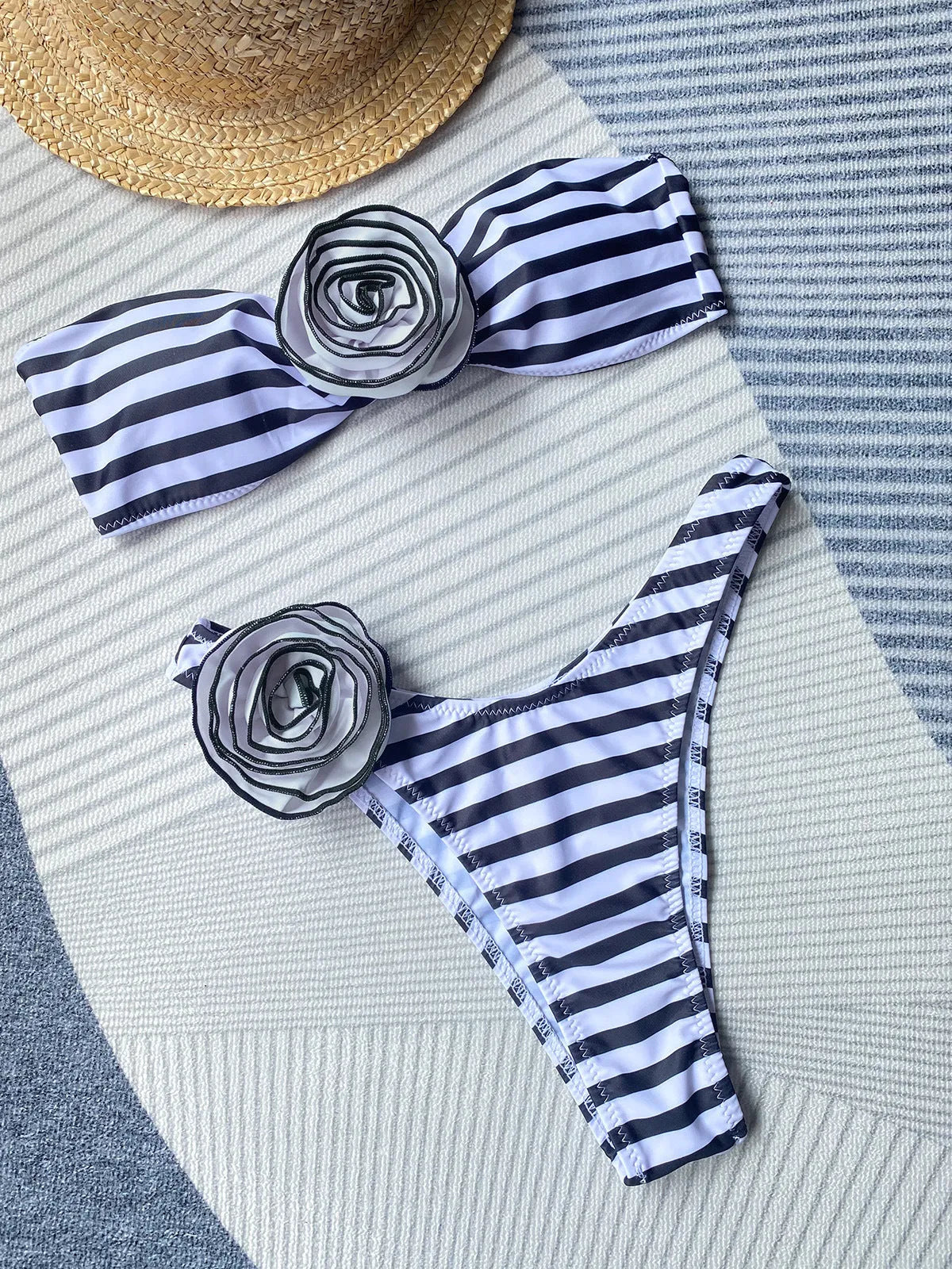 Bikini cross-border tube top swimsuit with three-dimensional flower split in striped colour, sizes S to XL