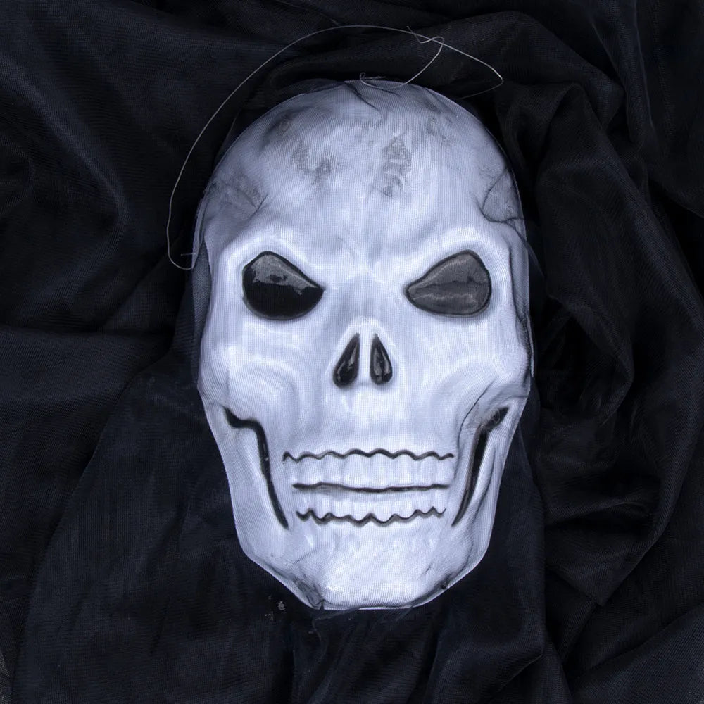 Hanging cloth skull Halloween decoration with bleeding effect, about 30x35cm, for door or wall display.