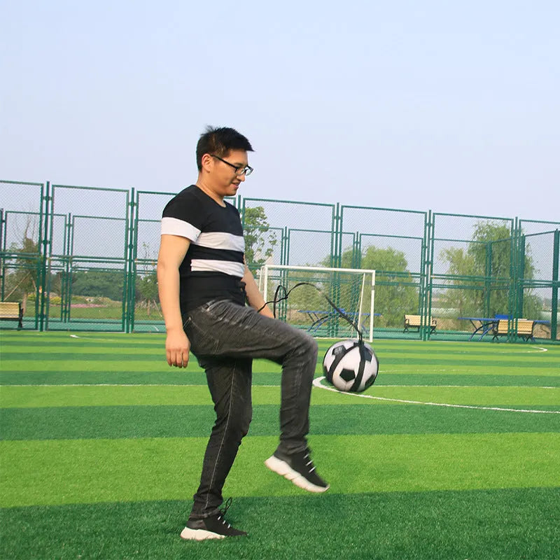 Black football juggling belt with 2 m static length made from diving suit fabric for training