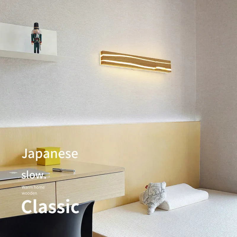 Solid wood LED wall light in log colour, rubber wood and acrylic, 30cm 7W or 50cm 11W, AC220V, for bedroom