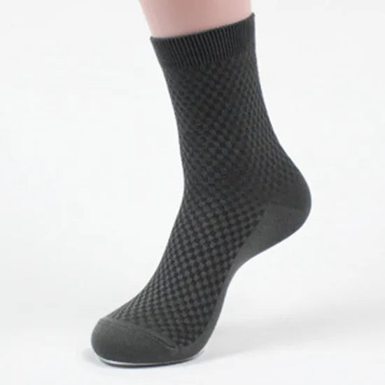 Men's bamboo fibre business socks with small square pattern in five colours, sized 38-44