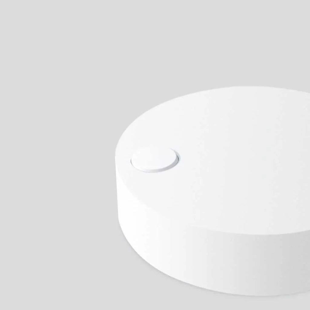 White clip-on LED selfie light for mobile phones showing three-level dimming buttons and USB port.