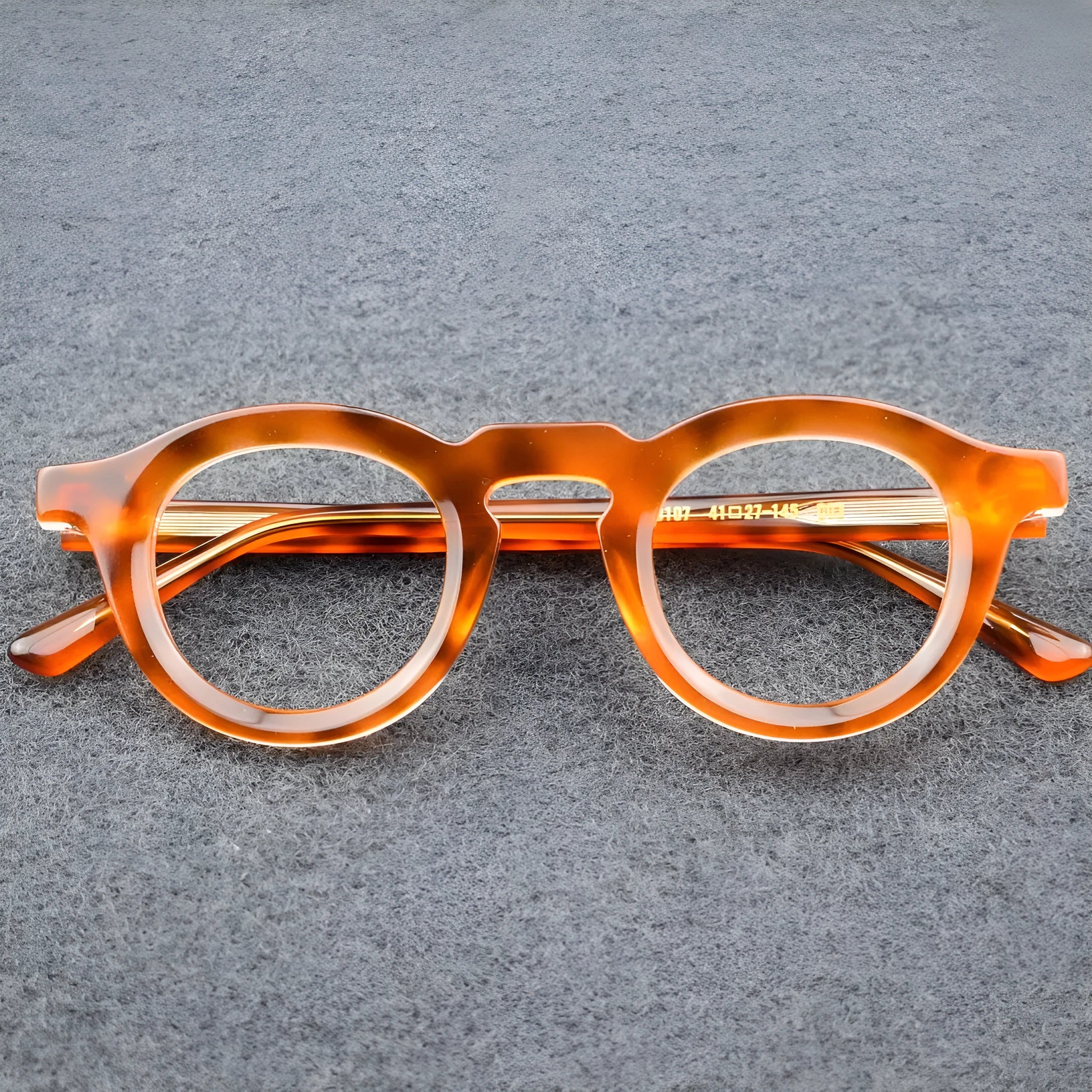 Hip-hop style sunglasses with a thick plastic plate frame and full rim design in one of five colours.