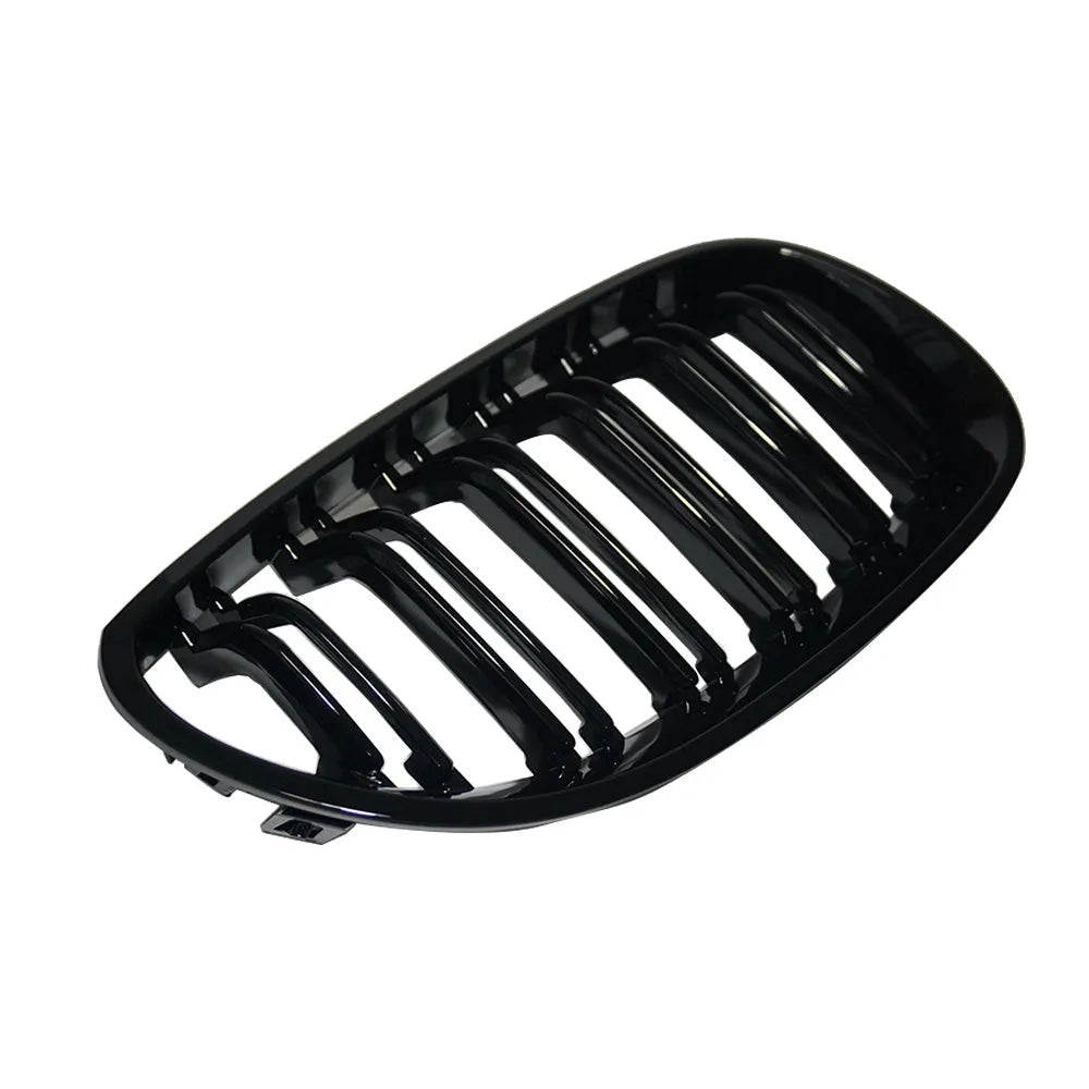 BMW E60 E39 front grille set with carbon fibre finish on black ABS plastic.