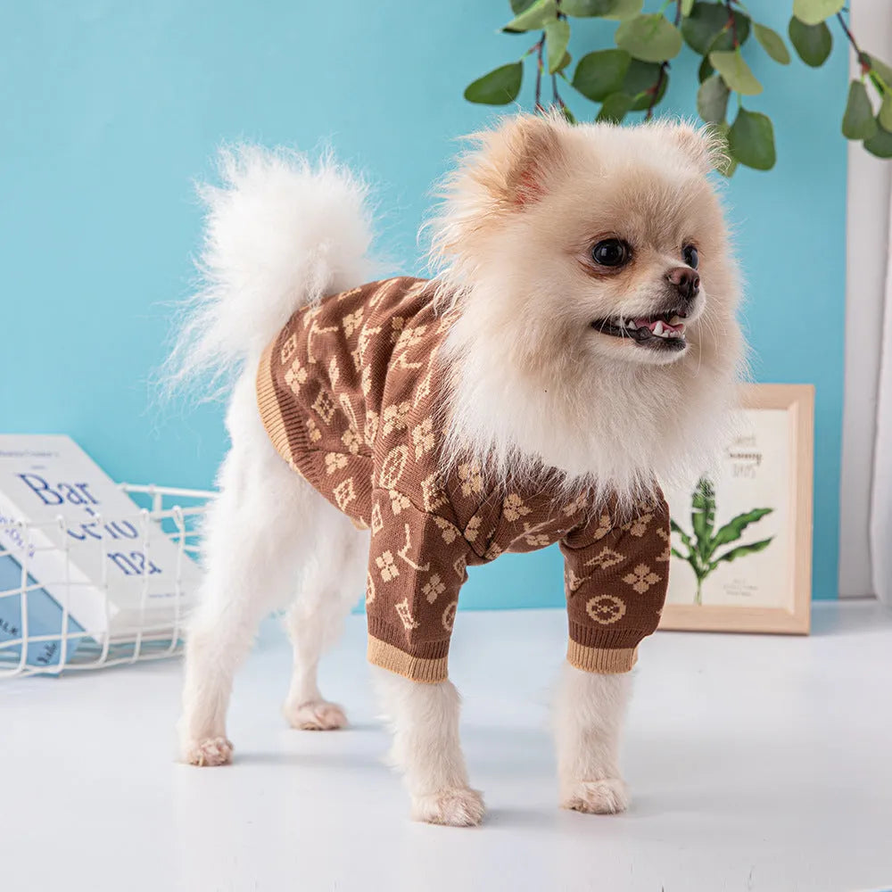 Wool dog sweater in monochrome or two-tone colours, sizes XS to XXL, for autumn and winter warmth