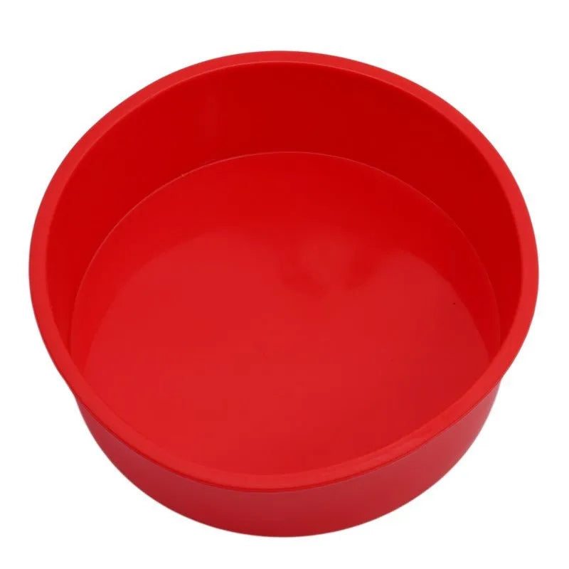 Red round silicone cake mould showing three sizes: 4-inch, 6-inch, and 8-inch diameters
