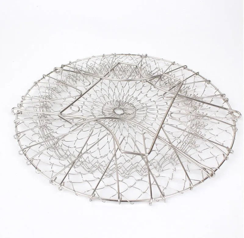 Stainless steel deep fry basket with foldable handle, showing water-permeable grid design for kitchen use