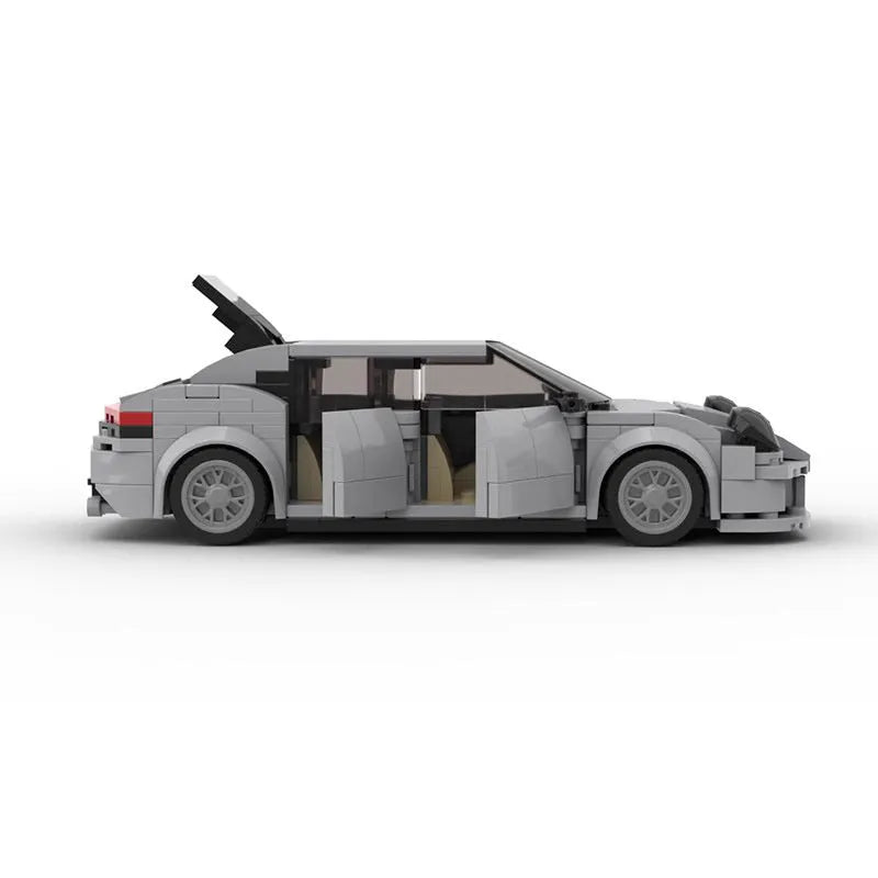 MOC Porsche Turbo S 2018 building blocks set with 347 plastic pieces, 4 open doors, and 4 figures