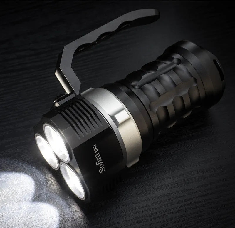 Aluminium alloy diving flashlight with 350 lumen brightness, 18cm length, waterproof for outdoor use