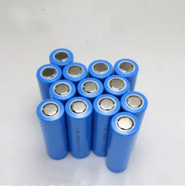 Lithium battery 3.7V 2600mAh with safety labels and capacity display