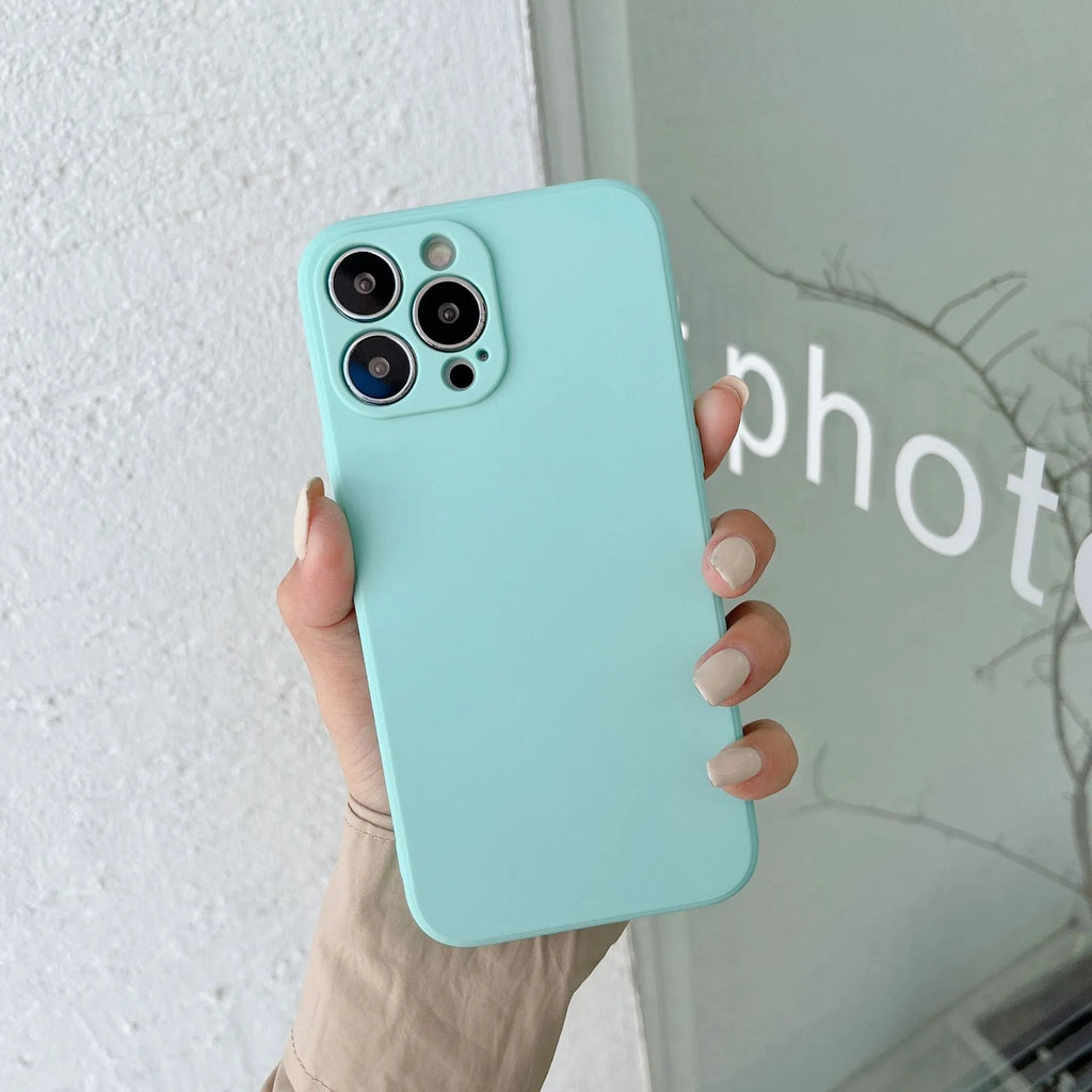 Fine hole matte TPU straight edge phone case for Realme 10 and Realme V20 in black and antique white