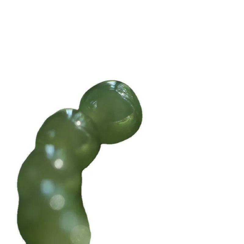 Green Hetian jade bracelet with vintage beads for women in an ethnic style.