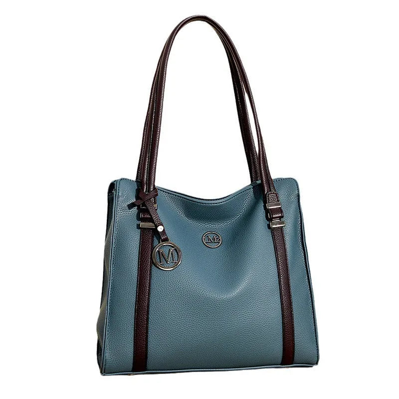Genuine leather women's crossbody bag in horizontal square shape with double shoulder straps
