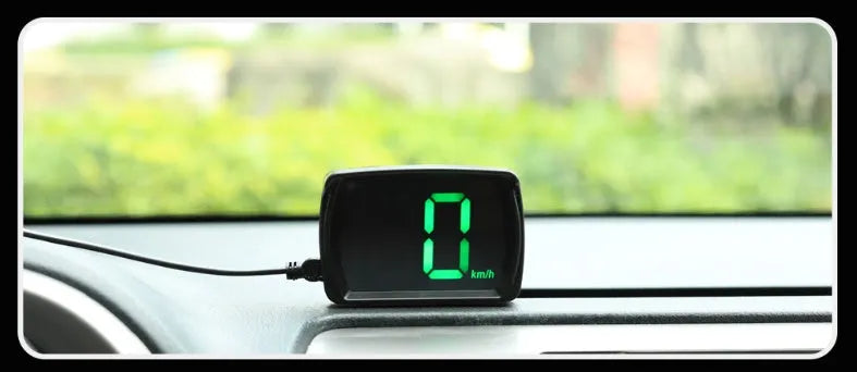 Universal USB head-up display speedometer with white or green readout and KMH or MPH modes