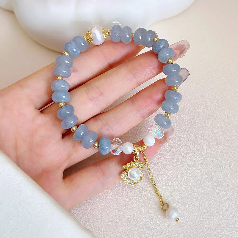 Natural aquamarine pearl shell bracelet with adjustable design and manual craftsmanship