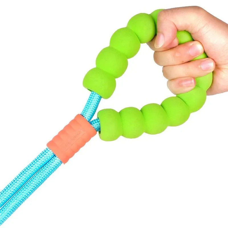 Nylon dog traction leash with foam handle showing black, light purple, sky blue and yellow colour options