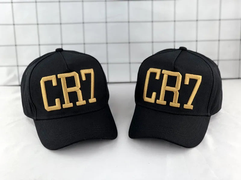 CR7 baseball cap in black with cotton satin weave, letter pattern, curled eaves and big brim.