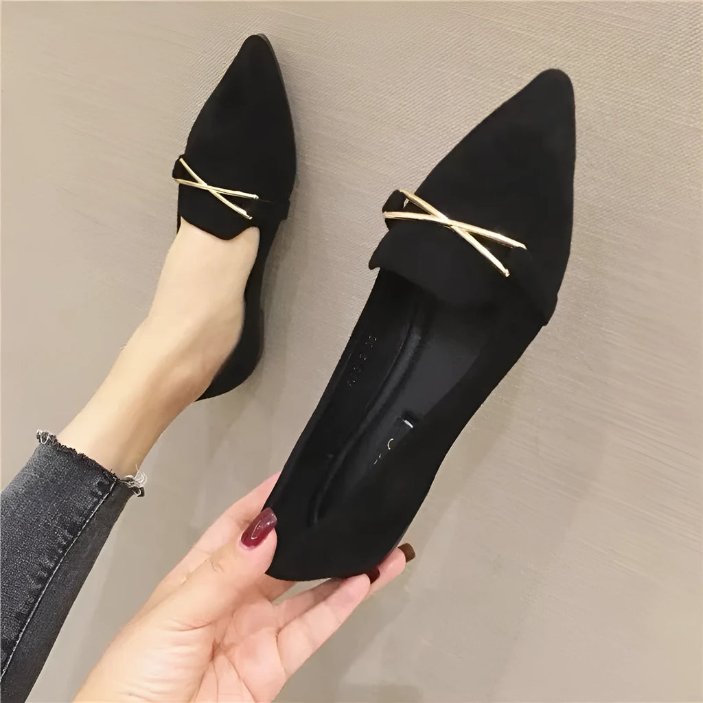 Women's pointed toe flat shoes with buckle, low platform heel, black or wine red, artificial PU upper, sizes 35-40