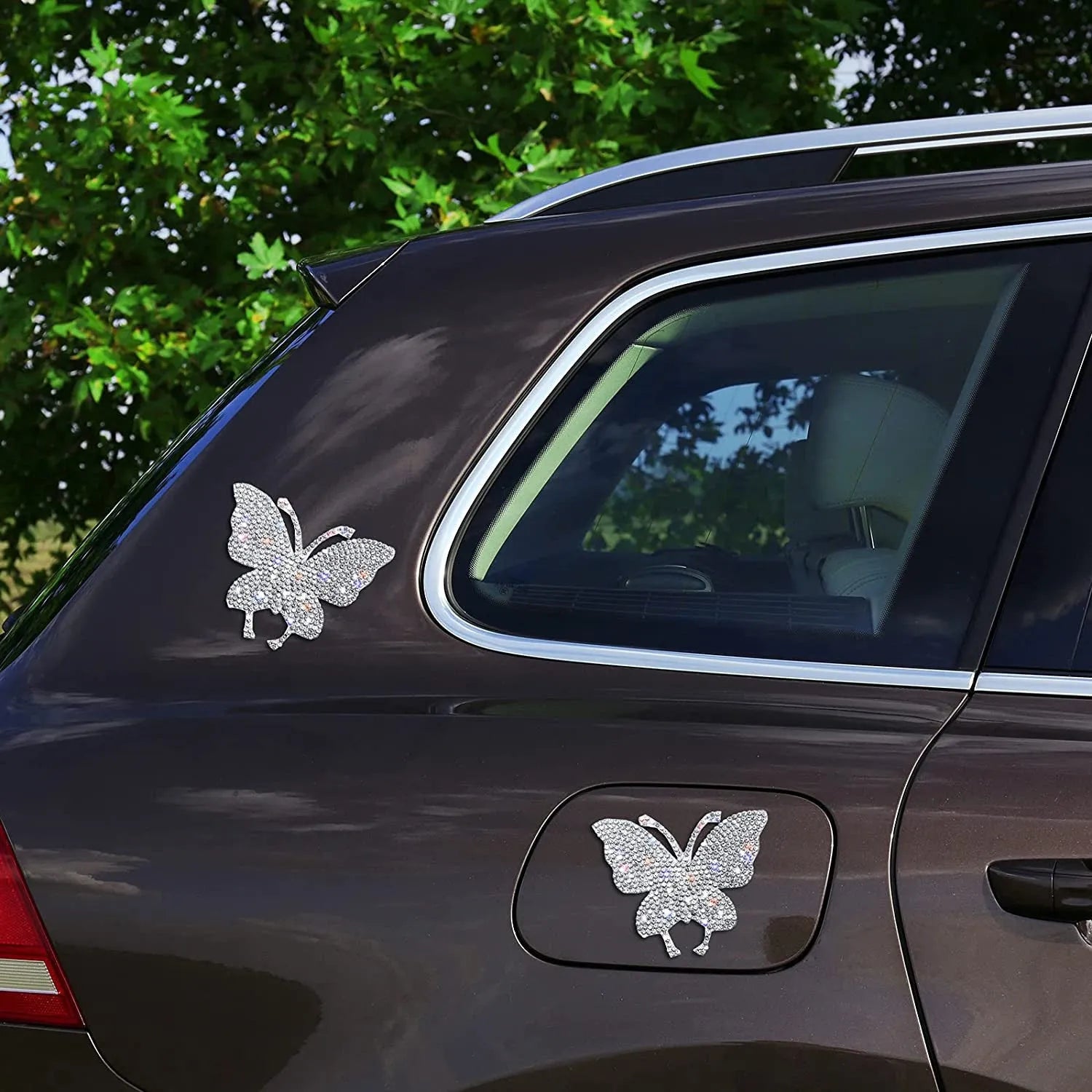 7x6cm diamond-encrusted car sticker showing bear paw or butterfly design on glass with strong adhesion backing