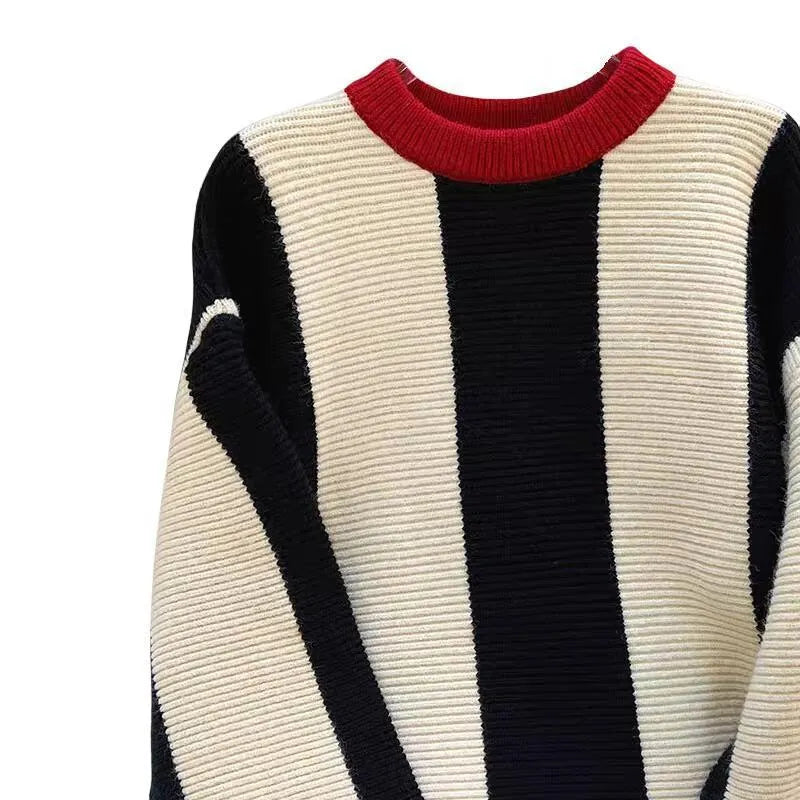 Women's round neck striped cashmere pullover sweater in contrast colours