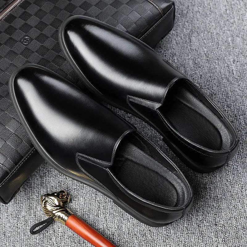 Men's black leather business casual slip-on loafers with leather toe cap and rubber sole
