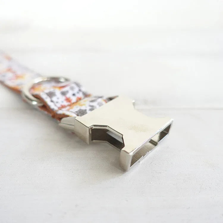 Golden Christmas polyester pet collar in XS to XL sizes for dogs and cats