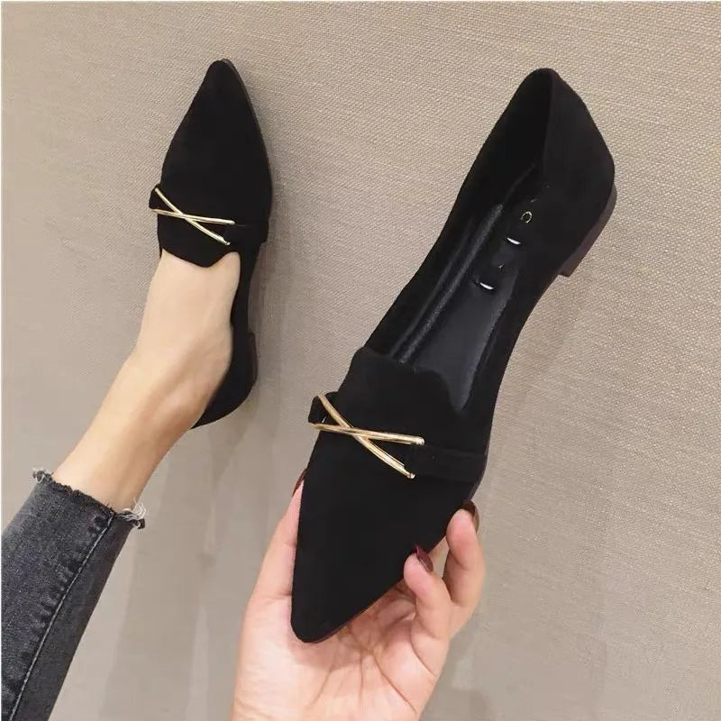 Women's pointed toe flat shoes with buckle, low platform heel, black or wine red, artificial PU upper, sizes 35-40