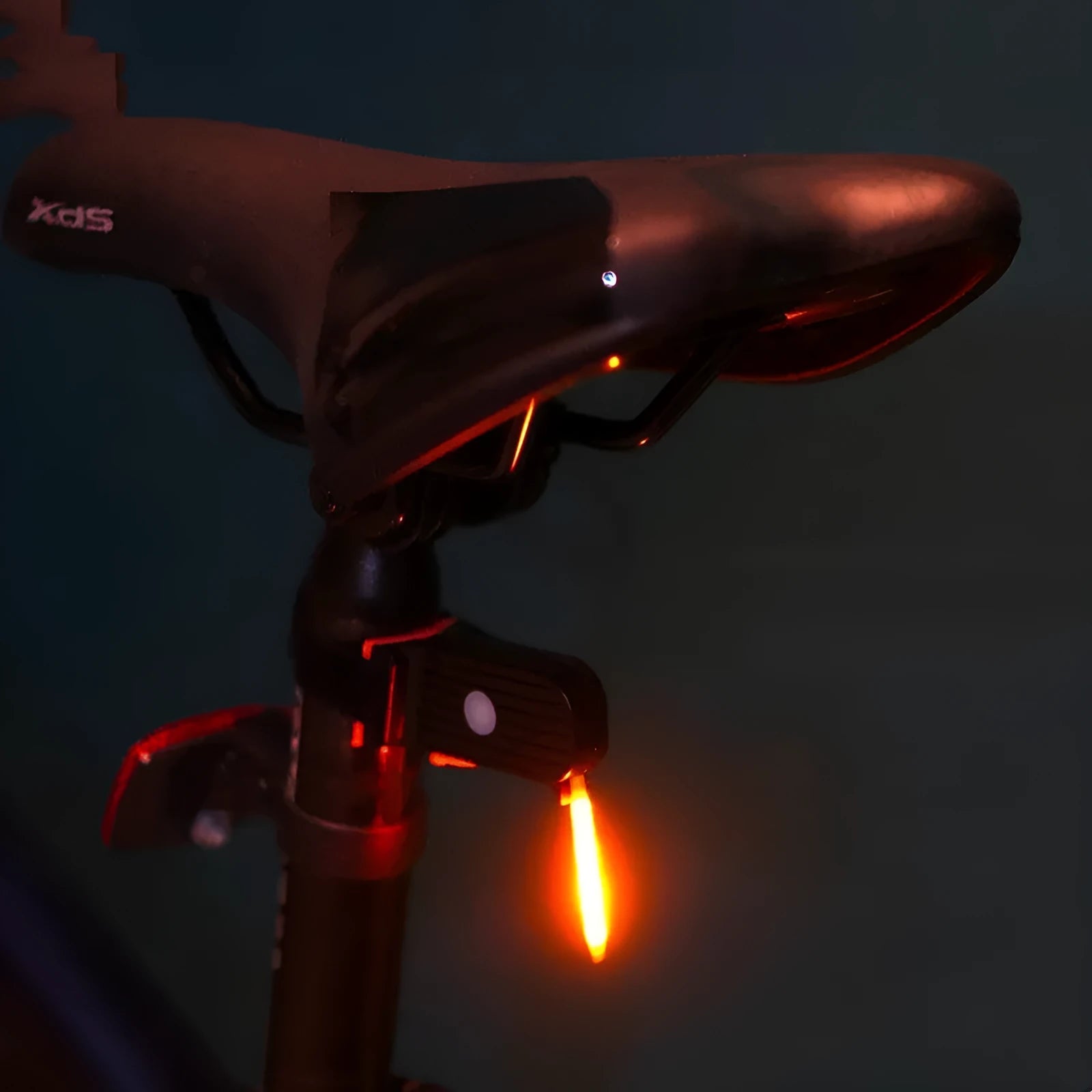 USB charging waterproof bicycle taillight wiring kit in multiple colour options