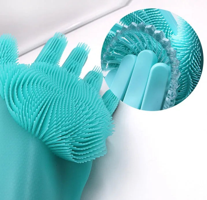 Silicone heat-resistant cleaning gloves in blue, showing non-slip surface and size of 357mm by 165mm