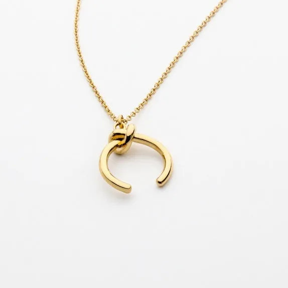 Adjustable geometric pendant necklace with 21-50cm chain in gold or silver electroplated finish