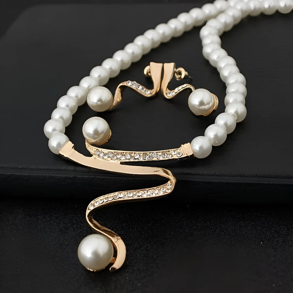 European fashion diamond crystal pearl necklace and earrings set for brides and wedding accessories, wholesale CMT058