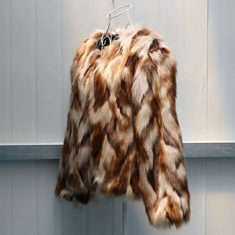 Korean slim-fitting women's faux fur coat in street fashion style with artificial fur fabric