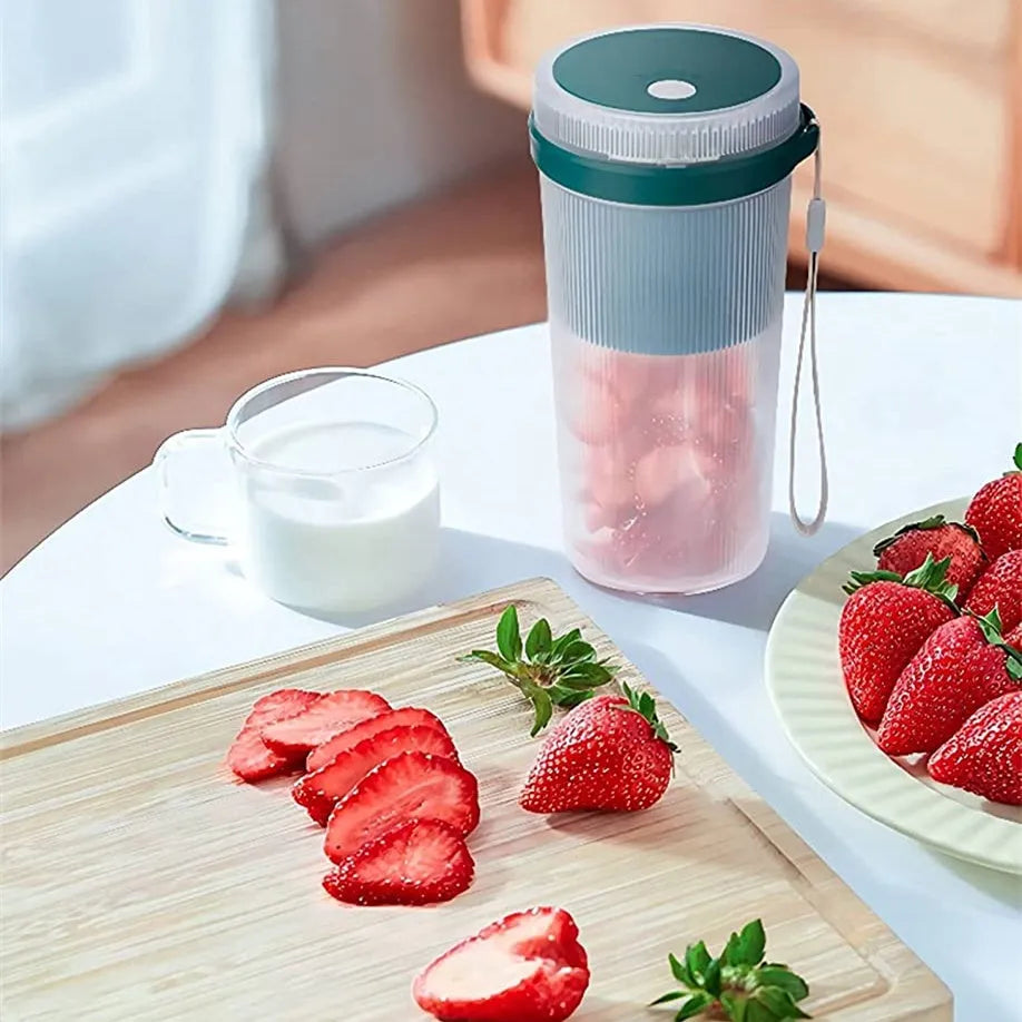 Blue portable blender electric juicer cup with USB cable, dimensions 7x7x19.5cm, 300ml capacity