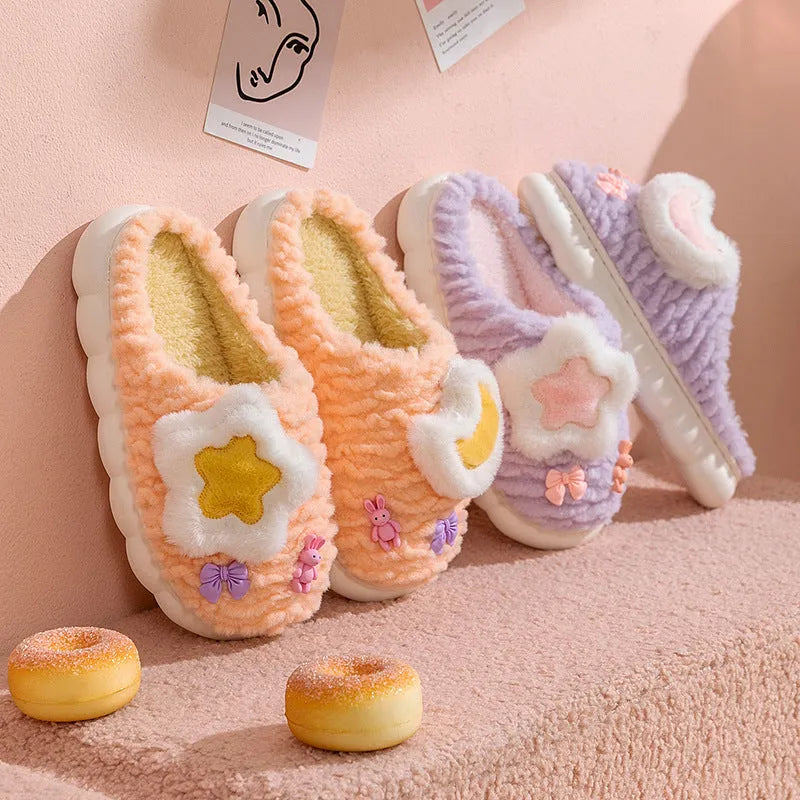 Light blue women's cartoon animal pattern fleece-lined plush slippers with round toe holder