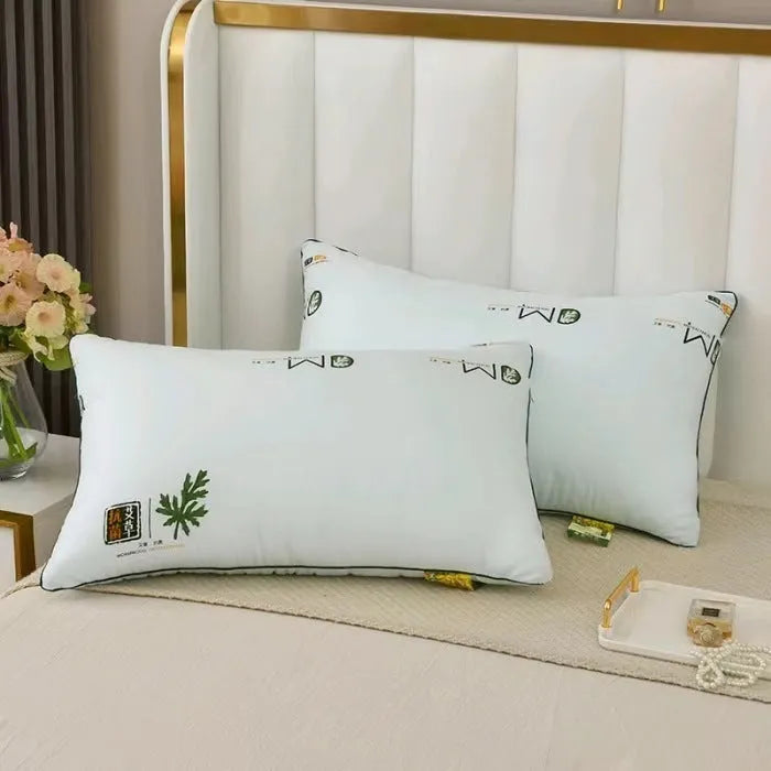 Polyester fibre pillow showing size options 42x70cm and 48x74cm with fill weights from 400g to 1000g