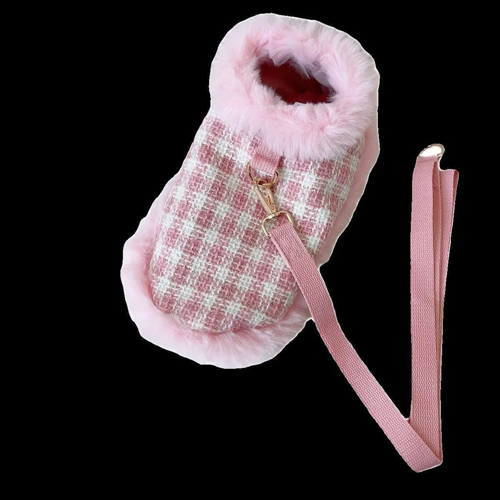 Pink polyester cat cape set with beret and drawstring for chest and back traction support