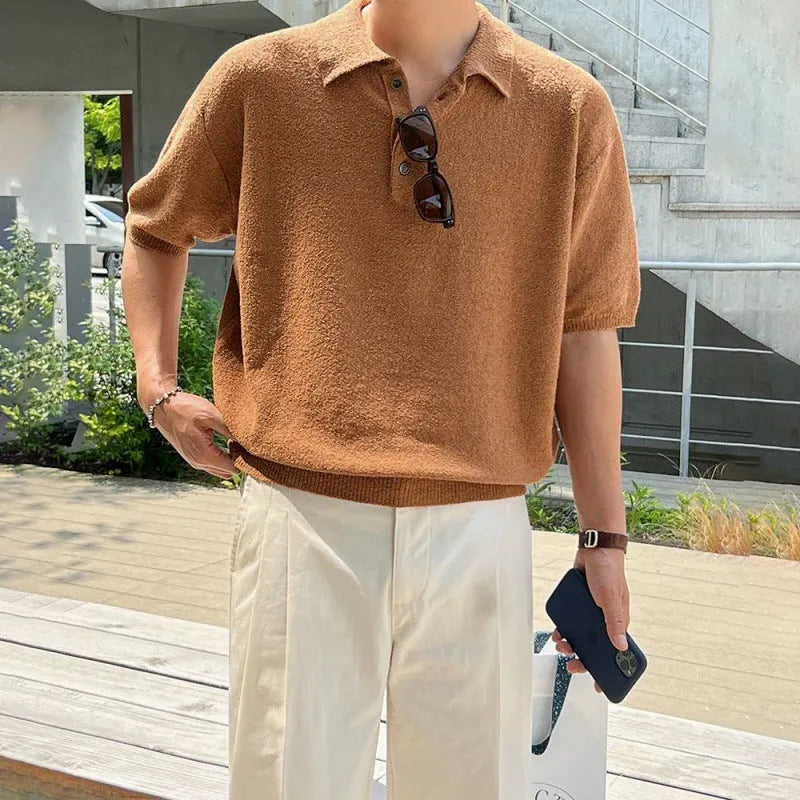 Men's simple retro knitted polo shirt with asymmetric design in caramel colour, short sleeves for summer