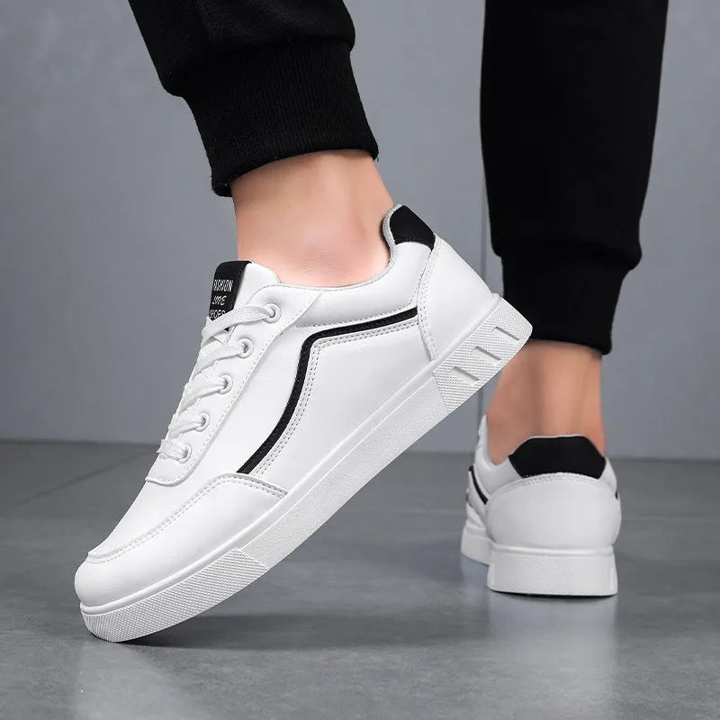 Men's Korean style black and white board shoes with mesh lining and rubber soles