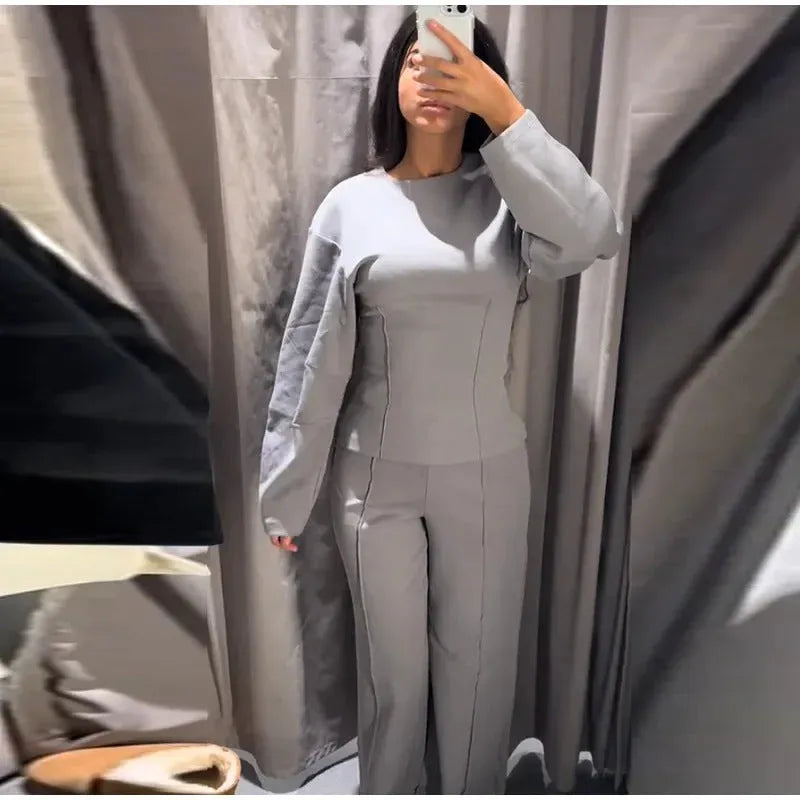 Women's long sleeve O-neck pleated top and wide leg trousers suit set in polar fleece, non-ironing, with pocket details