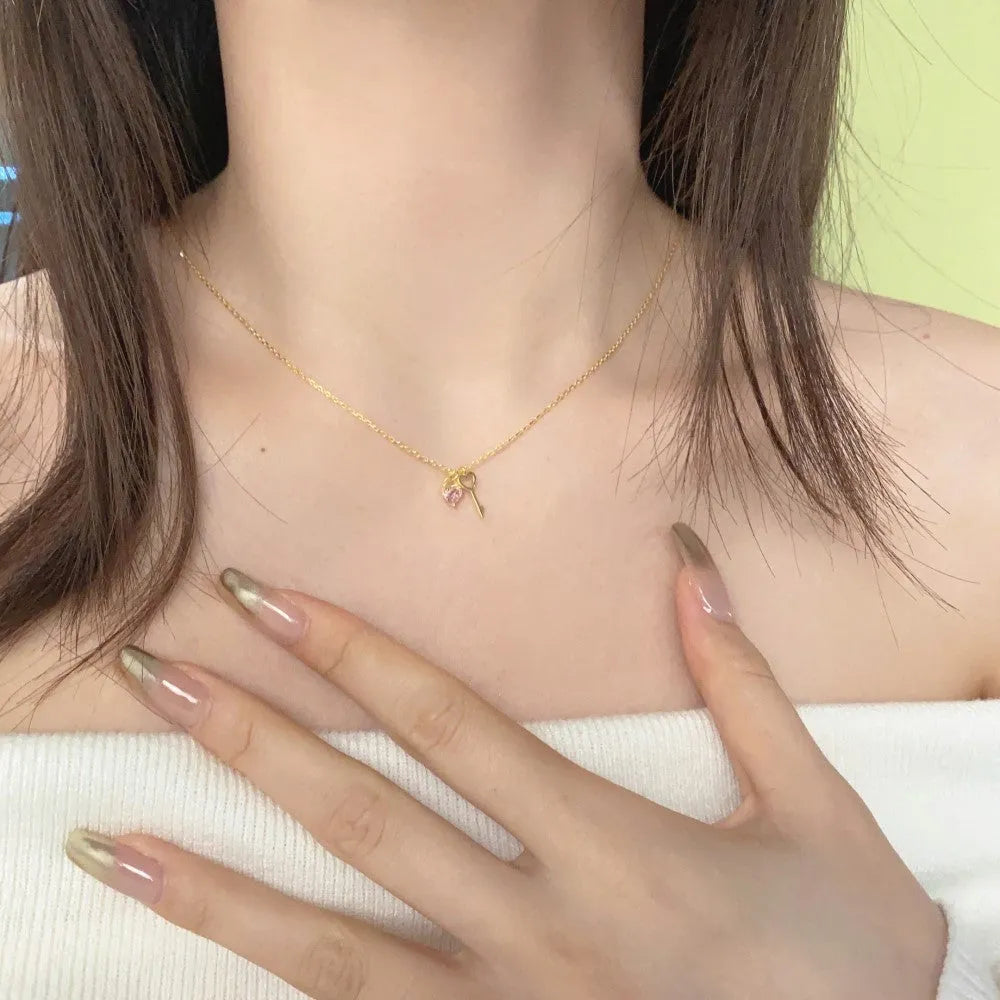 925 sterling silver heart-shaped key pendant necklace for women in platinum or gold electroplated finish