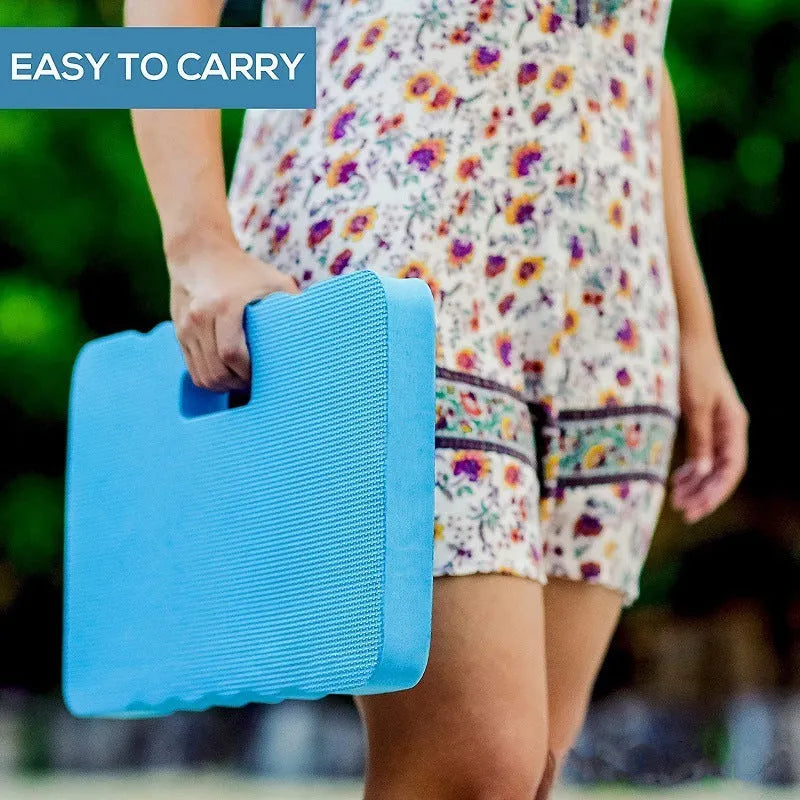 Garden kneeler with blue foam cushion and plastic frame, dimensions 45x28x4cm, for kneeling comfort