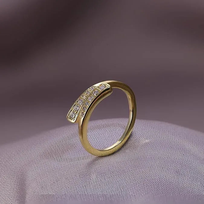 Geometric toe ring with 0.5mm thickness and 14K gold plating over copper, showing four style variations