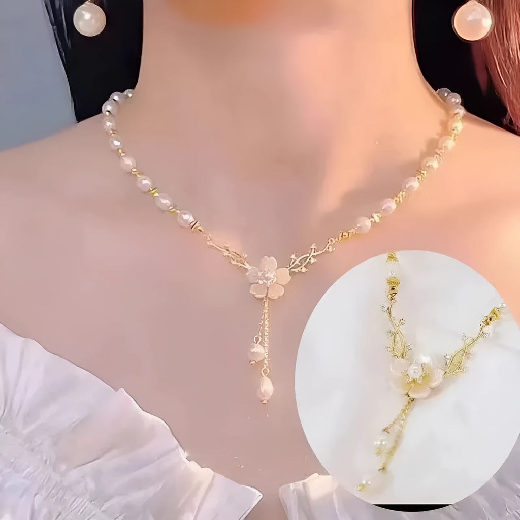 Alloy pearl flower necklace with floral chain design in Q9 colour for women's fashion jewellery